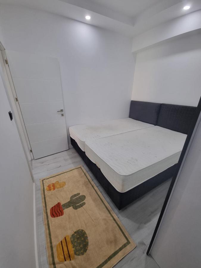 Aloha Airport Guest Home Altinkum  외부 사진